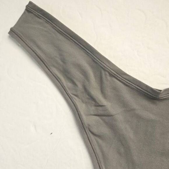 SKIMS V CUT PANTY NWT - Picture 2 of 8